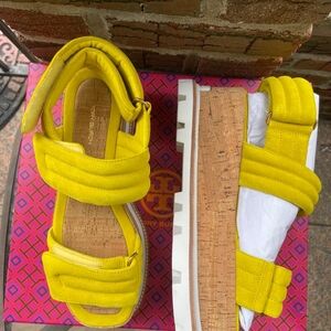 Brand new in box Tory Burch women size 9. Includes the box and bust bag.